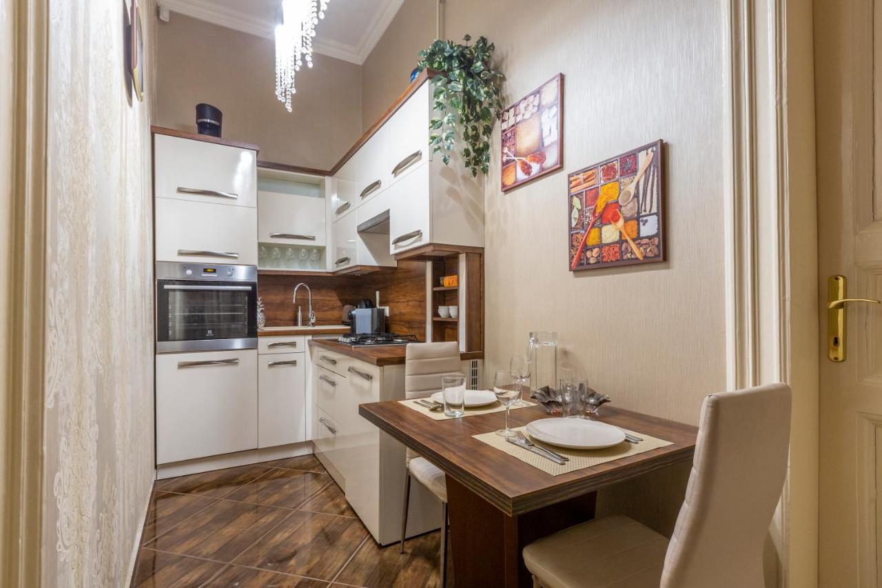 Luxury Central Home Next To The New York Cafe Budapest Luaran gambar