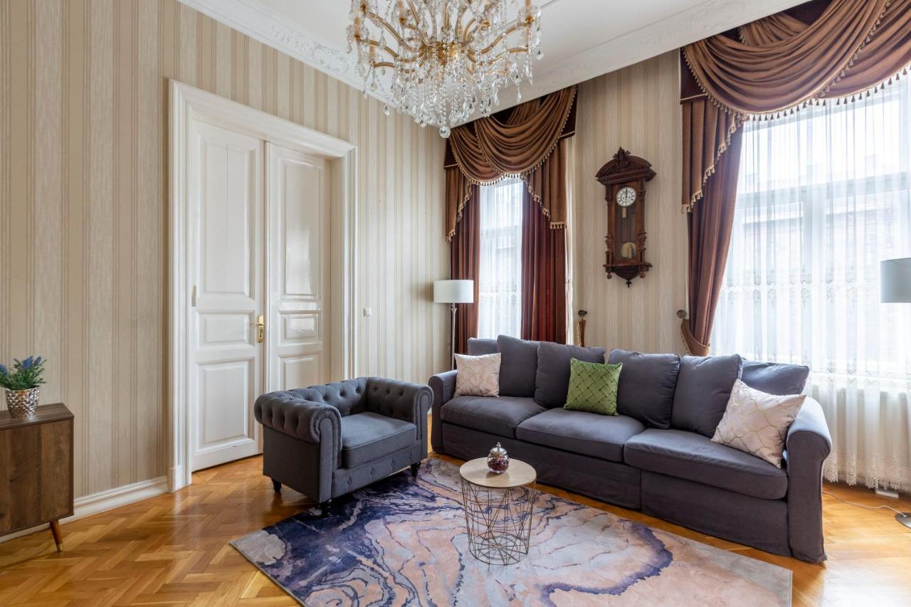 Luxury Central Home Next To The New York Cafe Budapest Luaran gambar