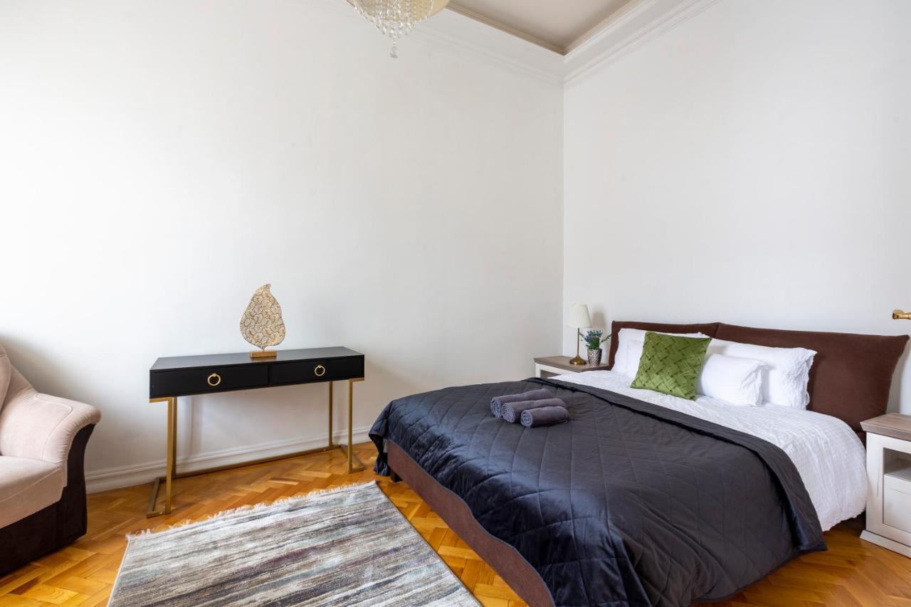 Luxury Central Home Next To The New York Cafe Budapest Luaran gambar