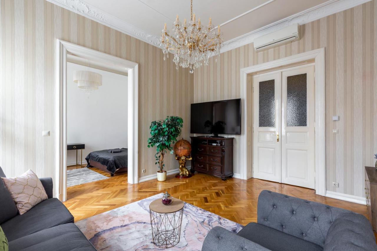 Luxury Central Home Next To The New York Cafe Budapest Luaran gambar